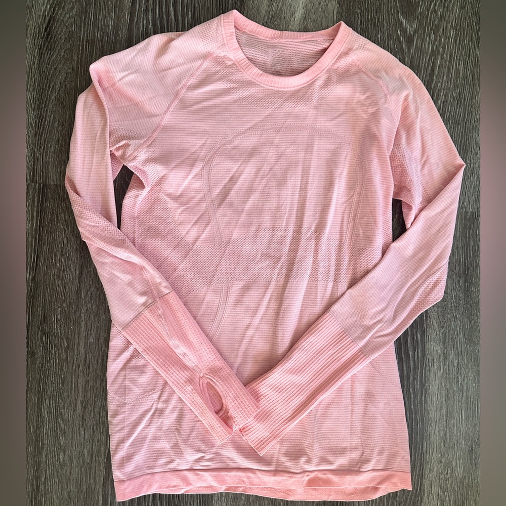 Lululemon swiftly, tee